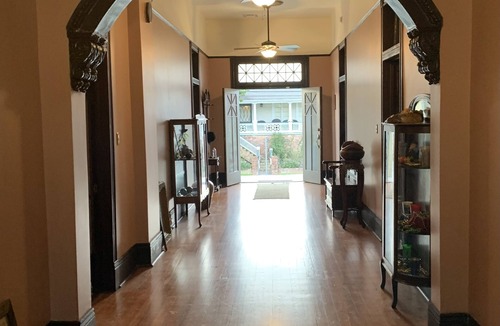 Arabi House | Historic Mansion, Five Miles from French Quarter