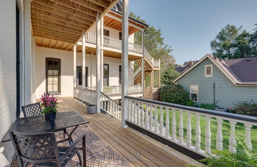 New Albany Apartment | Historic New Albany Apartment ~ 6 Mi to Louisville