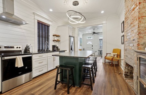 Tulane - Gravier House | Historic Shotgun, Near Streetcar and Superdome
