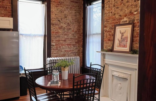 Bowling Green Apartment | Historical Studio near WKU Campus & Downtown BG!