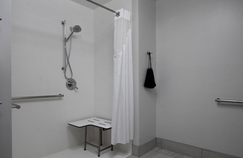 Griffin Hotel | Holiday Inn Express and Suites Griffin by IHG