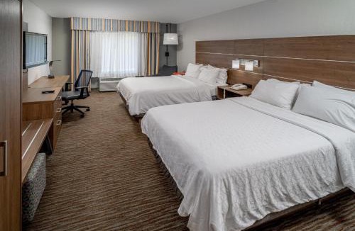 Pikeville Hotel | Holiday Inn Express and Suites Pikeville by IHG