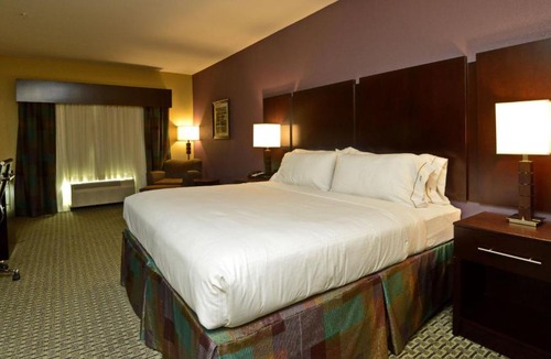 Zachary Hotel | Holiday Inn Express Baton Rouge North by IHG
