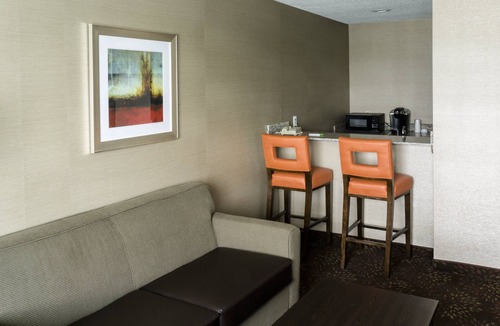 Big Rapids Hotel | Holiday Inn Express Big Rapids by IHG
