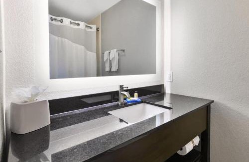 Chillicothe Hotel | Holiday Inn Express Chillicothe East by IHG