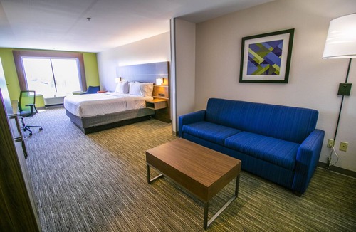 Port Allen Hotel | Holiday Inn Express Hotel & Suites, a Baton Rouge-Port Allen by IHG