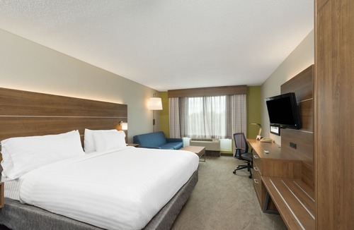 Frankfort Hotel | Holiday Inn Express Hotel & Suites Frankfort by IHG
