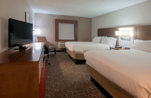 Nashville Hotel | Holiday Inn Express Hotel & Suites Spence Lane by IHG
