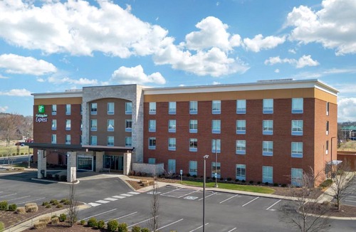 Spring Hill Hotel | Holiday Inn Express - Nashville South - Spring Hill by IHG