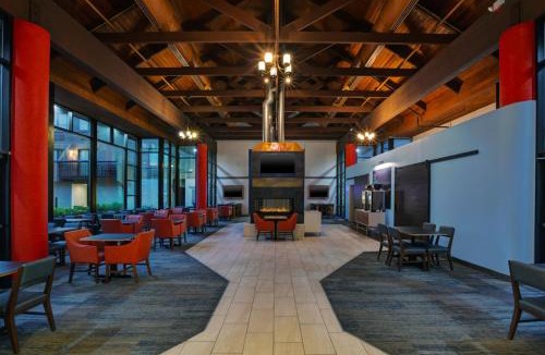 Donelson Hotel | Holiday Inn Express Nashville Airport by IHG
