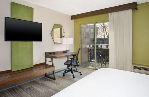Donelson Hotel | Holiday Inn Express Nashville Airport by IHG