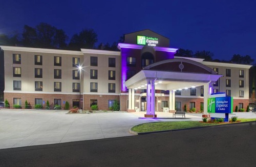 Cross Lanes Hotel | Holiday Inn Express & Suites Cross Lanes by IHG