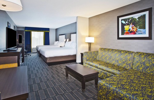 Ann Arbor Hotel | Holiday Inn Express & Suites Ann Arbor West by IHG