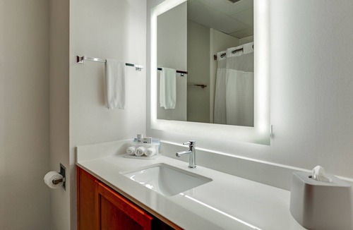 Campbellsville Hotel | Holiday Inn Express Campbellsville by IHG