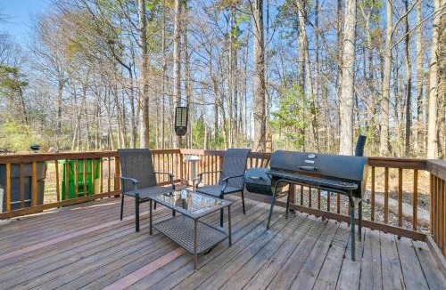 Paw Creek House | Home 9 Mi to Uptown Charlotte: Dogs Welcome!