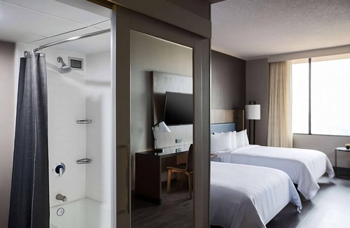 Nashville Hotel | Home Away from Home, 3 Modern Units, Short Drive to Bridgestone Arena!
