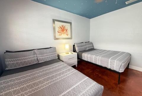 Olympia Heights House | HOME AWAY FROM HOME Near Airport and Malls and Highways