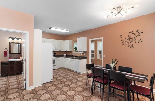 Boiling Springs House | "Home Away From Home!" Weekly & Monthly Discounts.