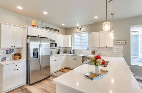 Spearfish House | Home Base for Final Rally Weekend w/Heated Garage