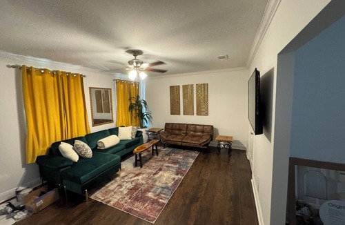 Mid City South House | Home in the Heart of the City