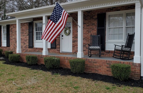 Greer House | Home Sweet Greer near Airport BMW & Downtown