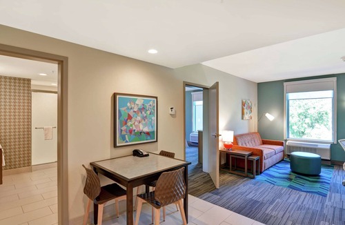 Dayton Hotel | Home2 Suites by Hilton Dayton Vandalia