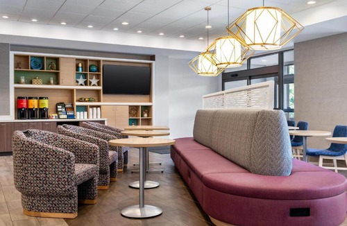 Florence Hotel | Home2 Suites By Hilton Florence Cincinnati Airport South
