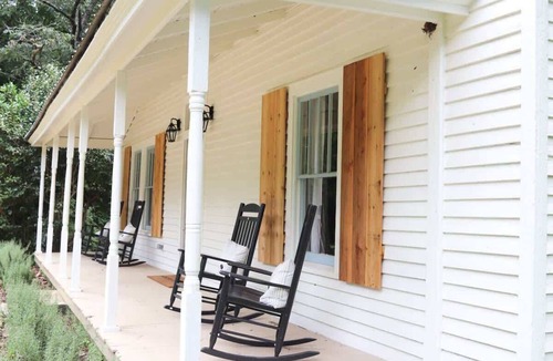 Sand Ridge House | Homewood Historic Cabin w/Patio, Sleeps 8