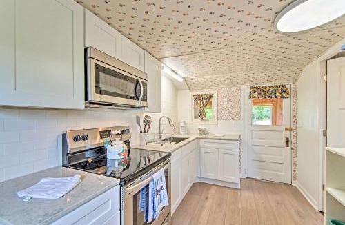 Horicon House | Horicon Riverfront Retreat w/Deck, Dock + Patio