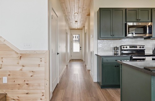 Sevierville Cabin | Horizons Ahead! New Luxury Home w/Theater & Private Pool by Beyond Expectations