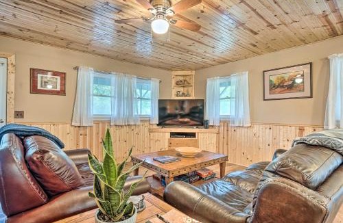 Clayton House | Hot Tub & Fire Pit: Pet-Friendly Clayton Escape!