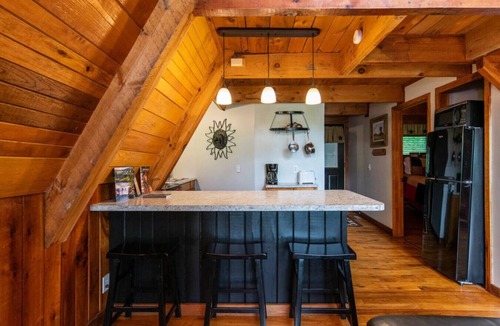 Stanton Ski Chalet | Hot Tub - Haven at the Red - Red River Gorge, KY