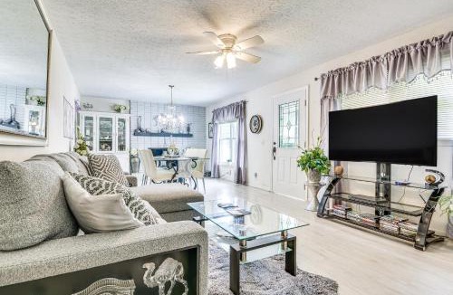 Mount Airy House | Hot Tub, Home Gym, Decks! Retreat 9 Mi to Mt Airy