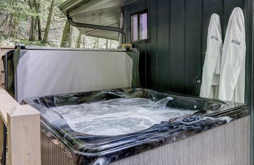 Wolf Laurel Ski Chalet | Hot Tub & Mountain Views Cozy Blue Ridge Retreat