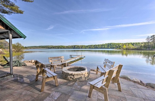 Lake Township Cabin | Hot Tub, Sauna, Fireplace, Dock! Lake Honor Cabin
