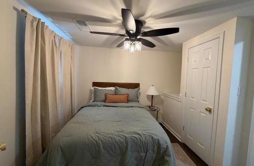 Coxs Creek House | Hot Tub Sleeps 10 Bourbon Trail Historic Home