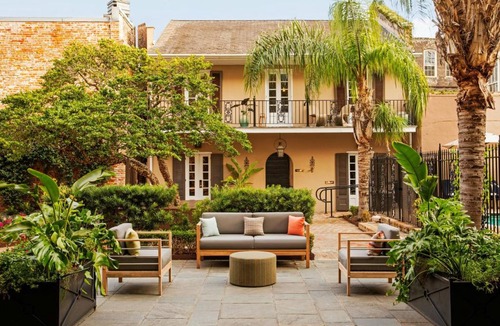 French Quarter Hotel | Hotel de la Poste - French Quarter, A Renaissance Hotel