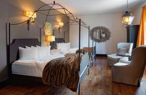 Travelers Rest Hotel | Hotel Domestique