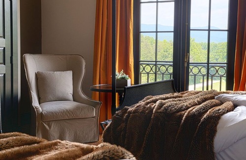 Travelers Rest Hotel | Hotel Domestique