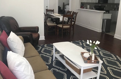 Oxford Condo | Hotty Toddy Condo