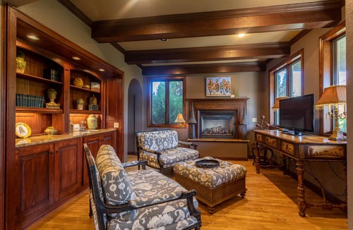 Banner Elk House | House ∙ 8 bedrooms ∙ 16 guests