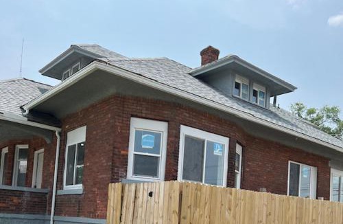 South Bend House | House w Separate 4 Private Bedrooms