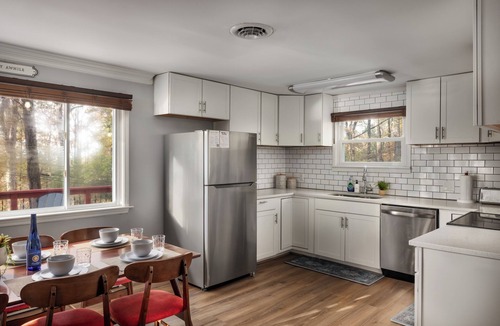 Kabletown House | Huckleberry Hills | Hot Tub & Fire Pit & Dogs