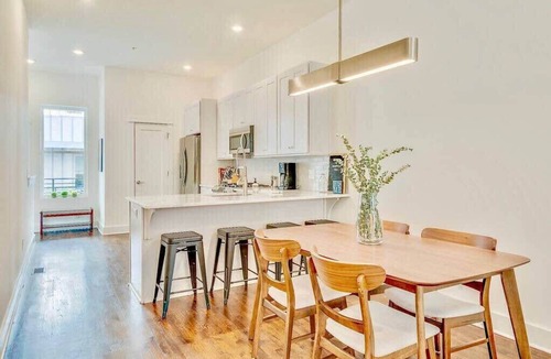 Hillsboro West End House | Huge Luxury Downtown Home w Rooftop Deck! 12 beds!