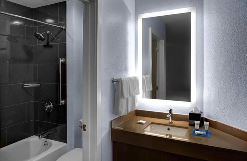 Dulles Hotel | Hyatt House Sterling/Dulles Airport North