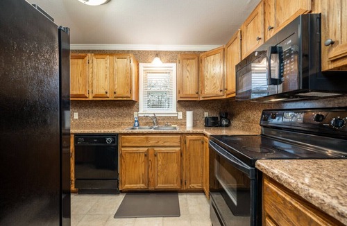Morrilton House | Ida`s Ideal Homestead cute & cozy 3Bed/1Bath, perfect for Work-Stay or Family Vacay!
