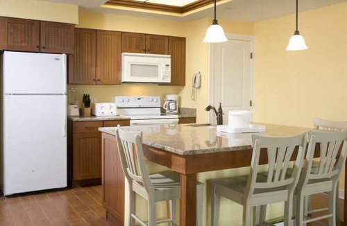 Palmetto Dunes Hotel | Ideal Location for Scenic Strolls and Peaceful Relaxation by the Water | 3 Units