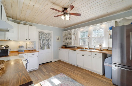 Roan Mountain House | Idyllic Home on 26-Acre Farm in Blue Ridge Mtn