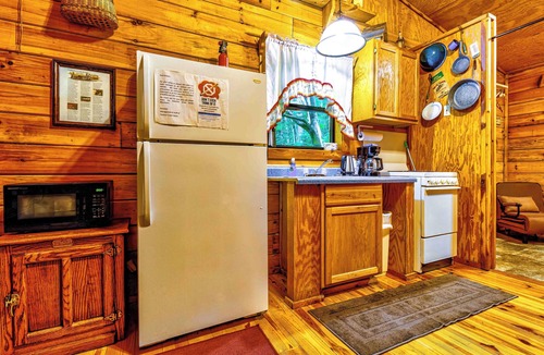 Cherokee Cabin | Indian Creek Cabin at Ponderosa
