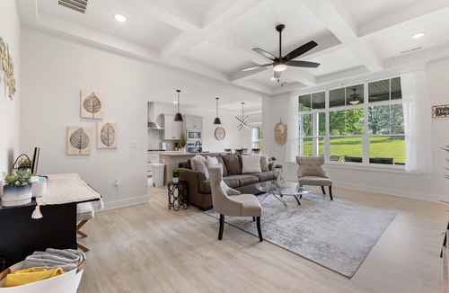 Jeffersonville House | Indiana Valley: Work Friendly & Near Downtown